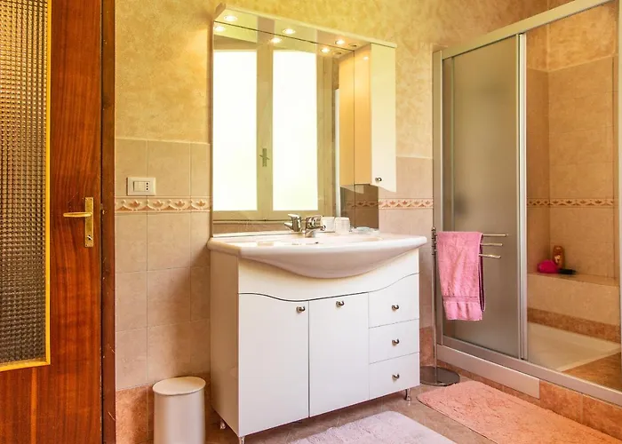 San Rocco Flexyrent - Parking - Wifi - Aircon * Rapallo