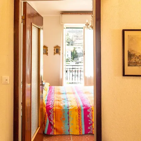 San Rocco Flexyrent - Parking - Wifi - Aircon Apartment Rapallo